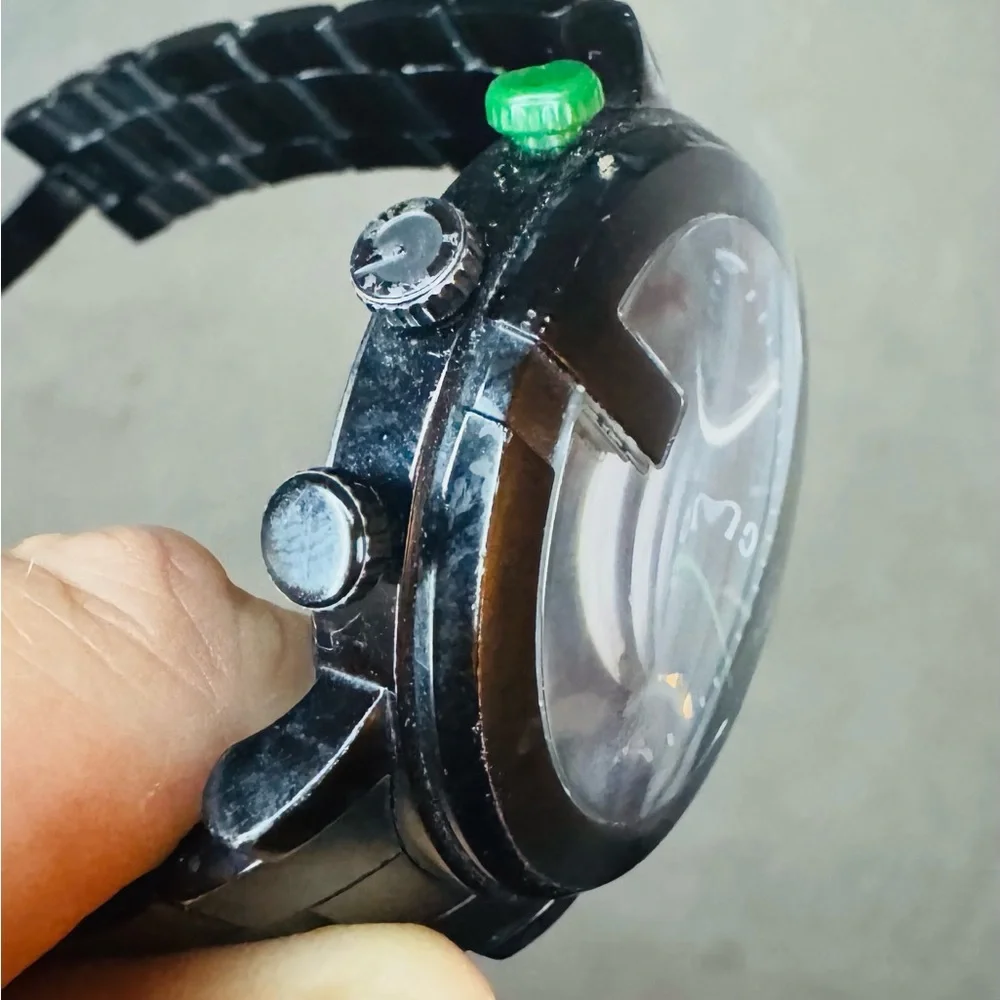 Gucci Black Stainless Steel Chrono Watch - PreOwned - Lifetime Battery Warranty - Picture 4 of 9